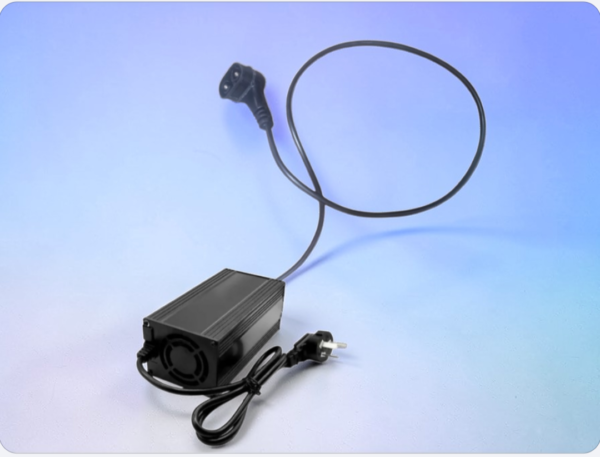 Electric Scooter Lithium Charger 67.2V Amphoral Connector Compatible for Ampere Magnus